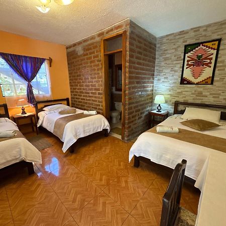 Hotel Donde Ivan バーニョス エクステリア 写真